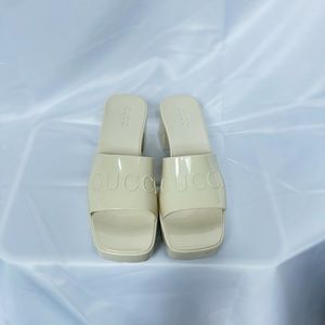 Gucci Chunky Rubber GG Logo Sandals